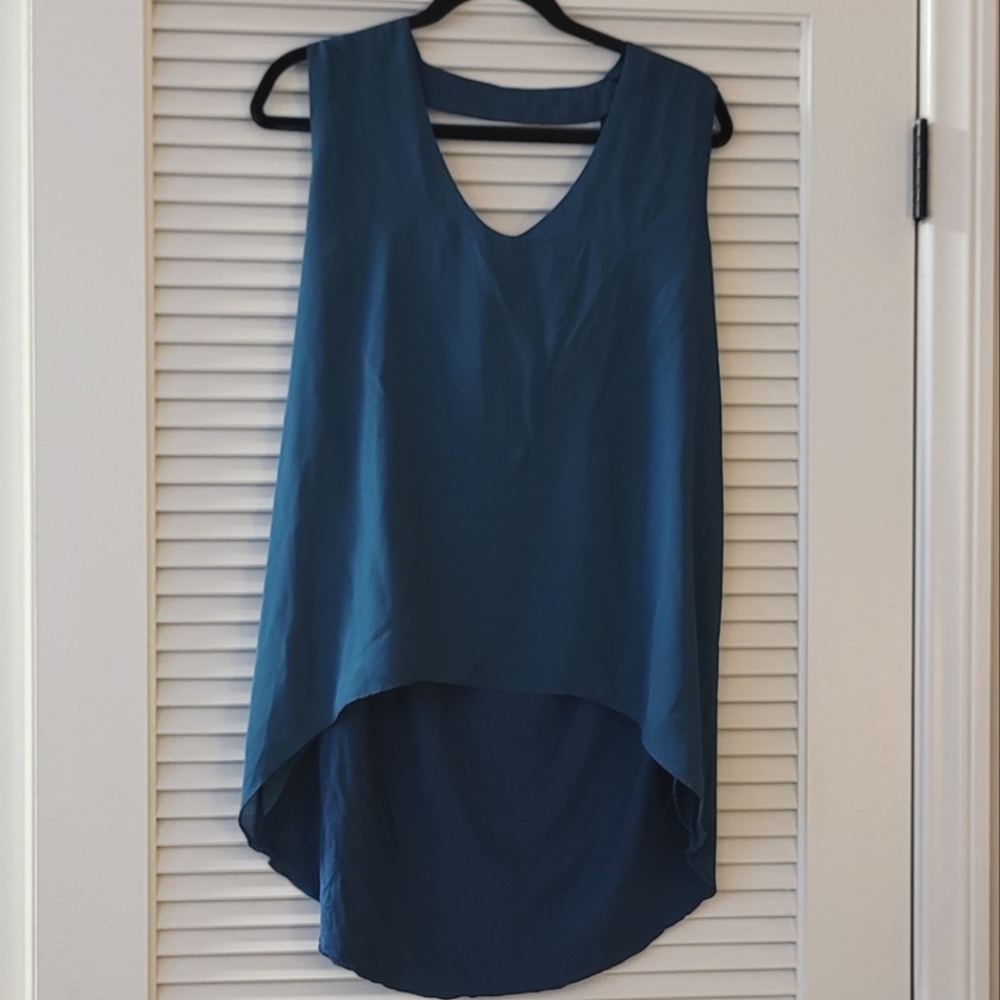 BCBGeneration- Teal Sleeveless High-Low Top With Cut-Out